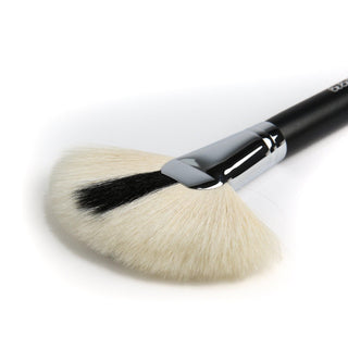 Bebella - NG320 Large Fan Brush - BEAUTY CREATIONS